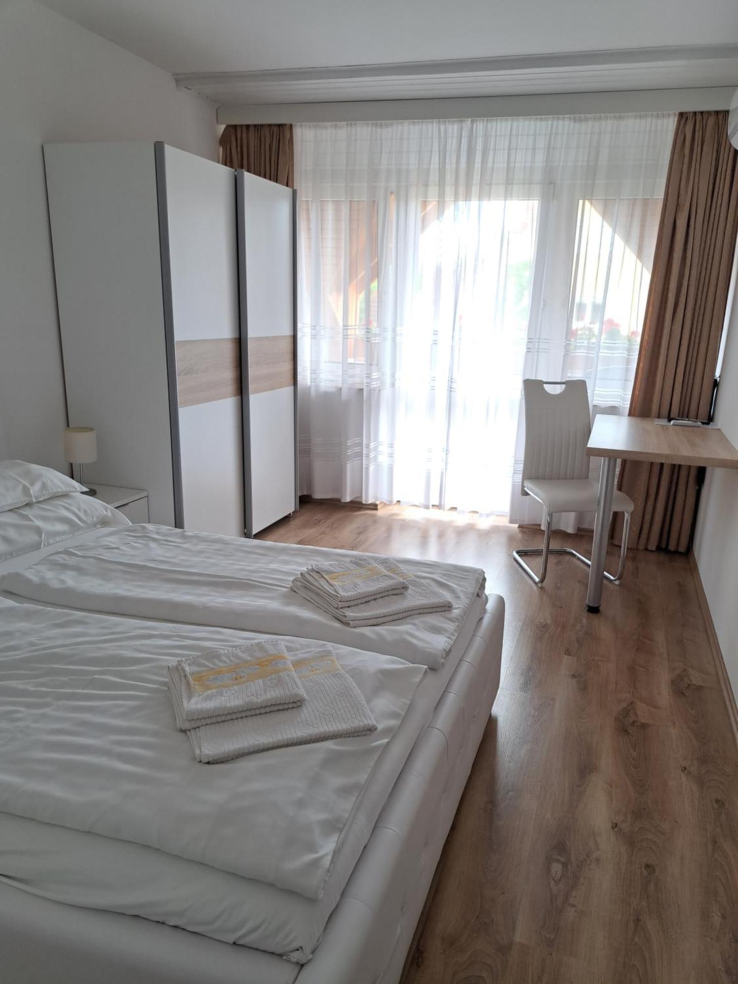 Emma Apartman Harkány Room photo